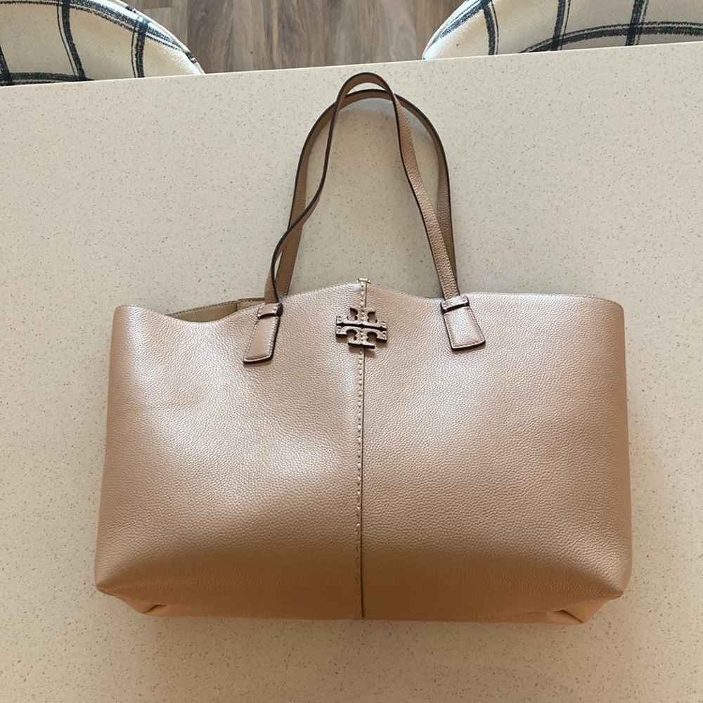 Tory Burch McGraw Pebbled Leather Tote in Devon Sand